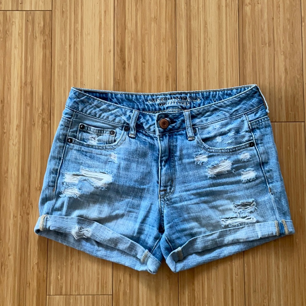 American Eagle boy midi denim shorts